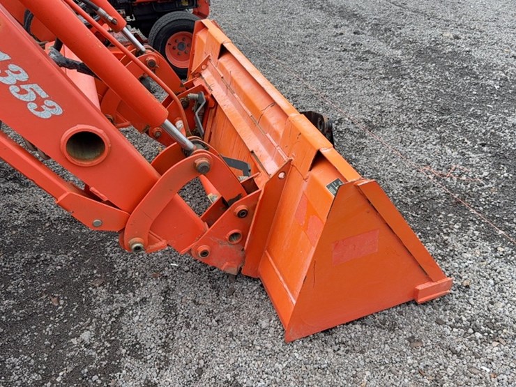 kubota-m8540-image-4