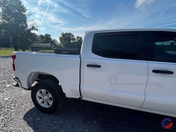 2019-chevrolet-silverado-truck-image-35