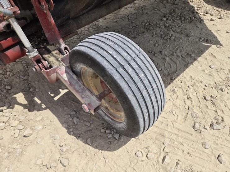 new-holland-489-image-8