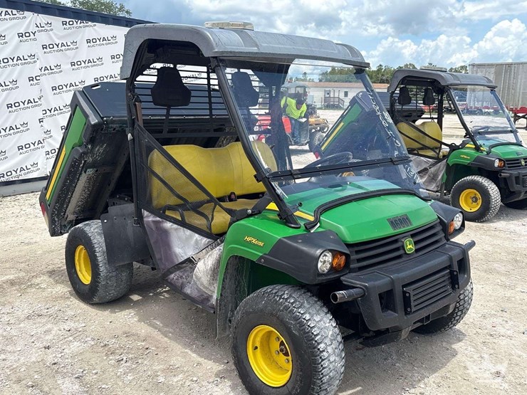 john-deere-gator-image-2