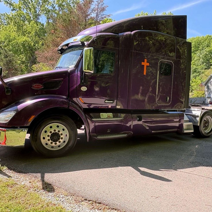 2020 PETERBILT 579