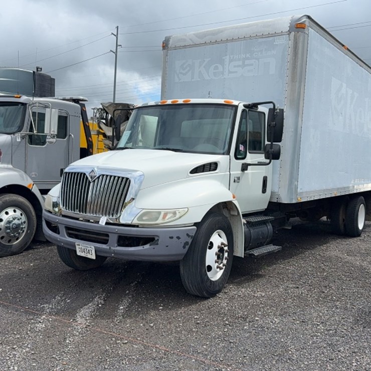 2005 INTERNATIONAL DURASTAR 4200
