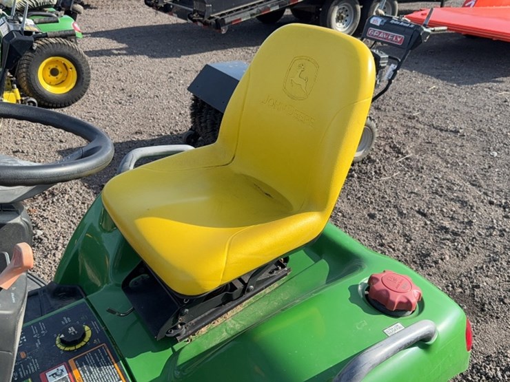 john-deere-x485-image-9