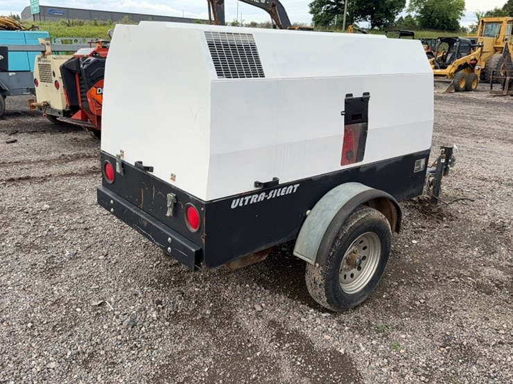 #2089-•-rotair-towable-air-compressor-image-5