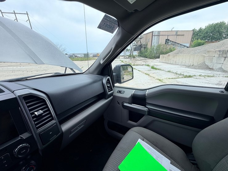 2019-ford-f150-image-45