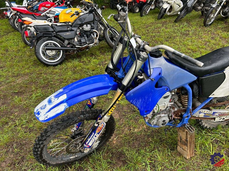 yamaha-dirt-bike-image-5