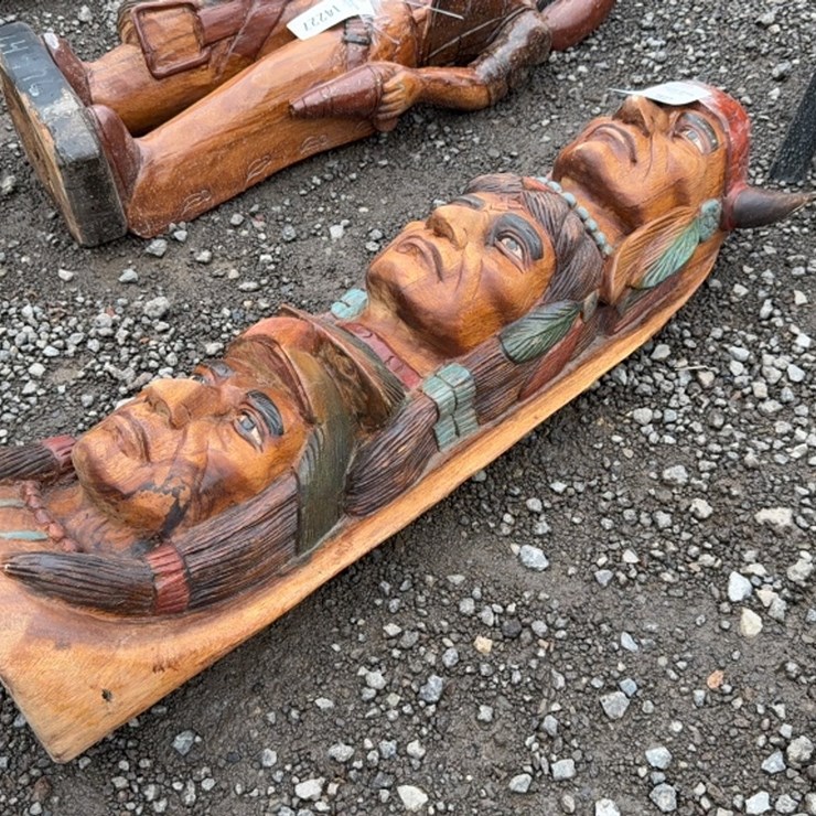 #6025 • 40" TALL WOODEN TOTEM POLE