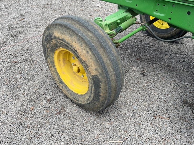 john-deere-6400-image-13