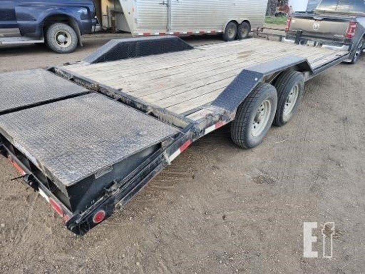 2017-load-trail-car-trailer-image-1