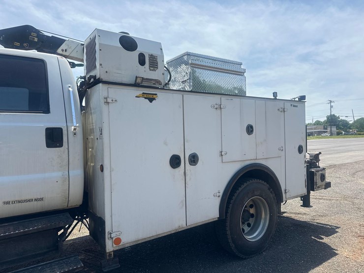 2007-ford-f750-image-14