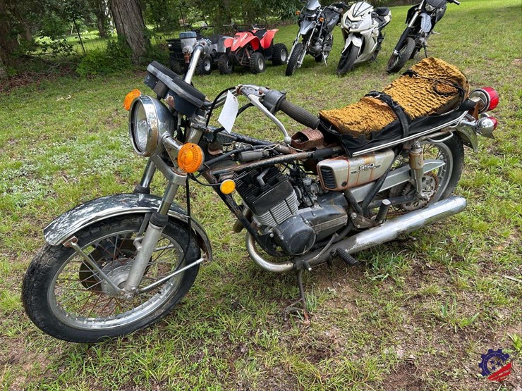 1973-yamaha-350-motorcycle-image-1