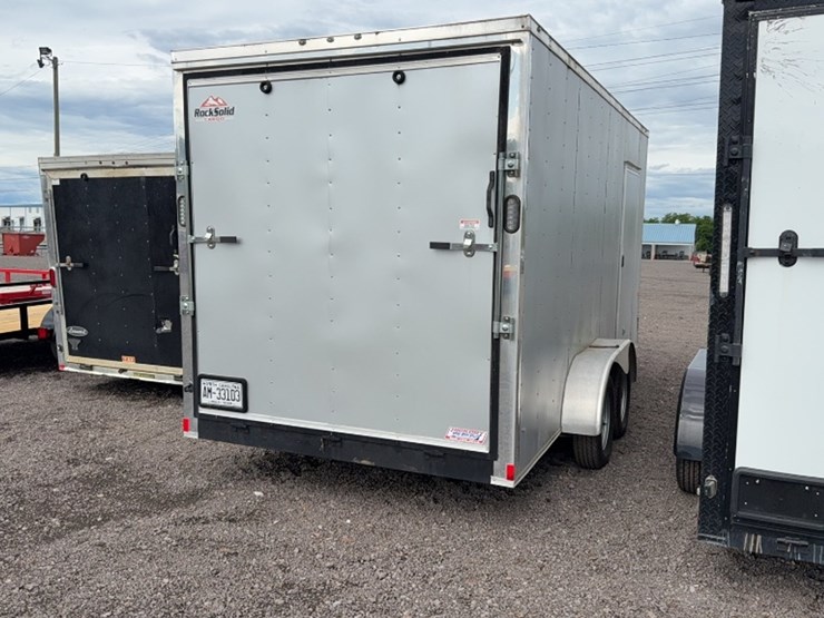 #3002-•-2022-rock-solid-16'-enclosed-bumper-pull-trailer-image-4