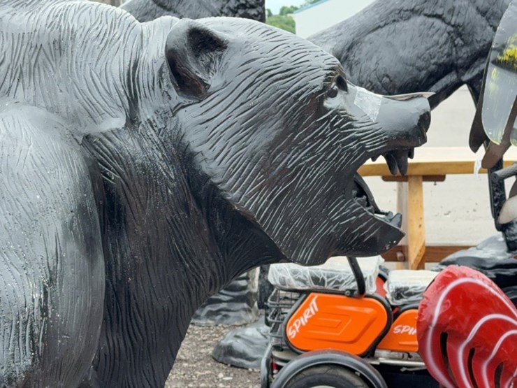 #6020-•-metal-bear-statue-image-10