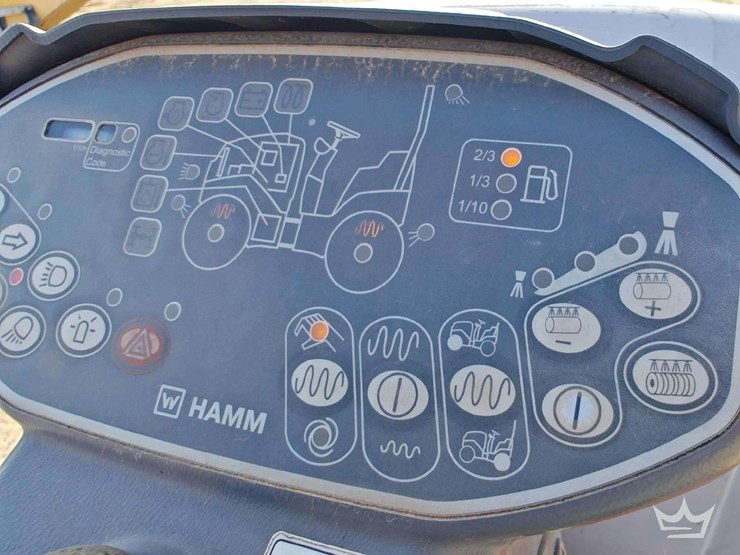 2017-hamm-hd12vv-image-18