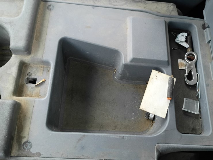 2011-ford-f550-image-45
