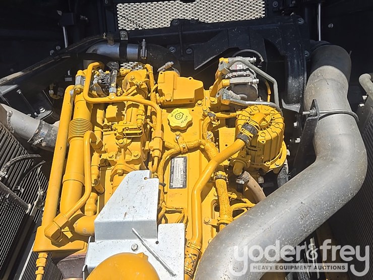 2023-deere-260e-image-36