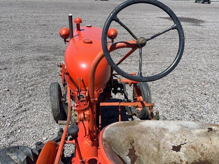 #3070-•-farmall-cub-tractor-image-13