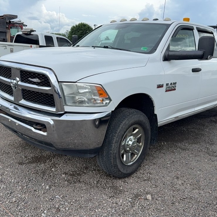 2015 DODGE 2500