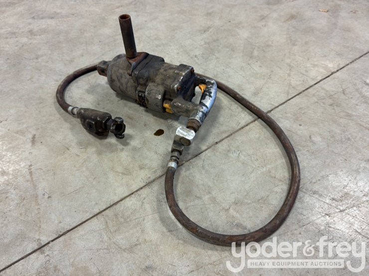 impact-wrench-air,-1.5"-image-2