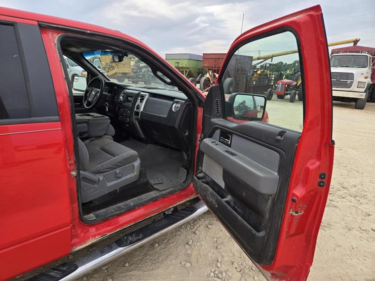 2014-ford-f150-image-22