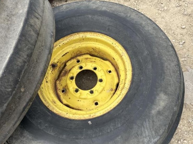 john-deere-16-image-3