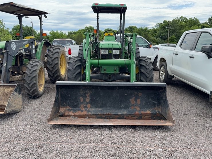 john-deere-5520-image-2