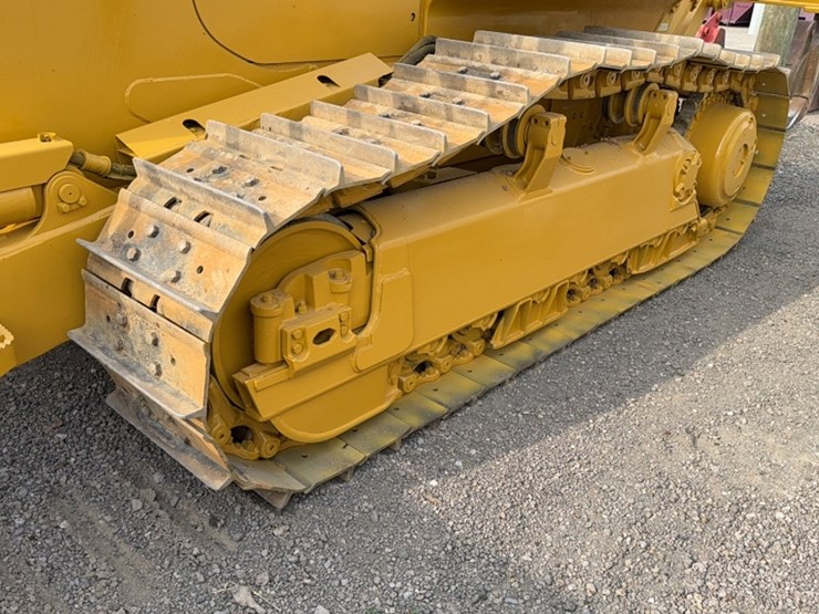 komatsu-d65ex-image-11