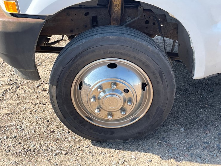 2004-ford-f450-image-9