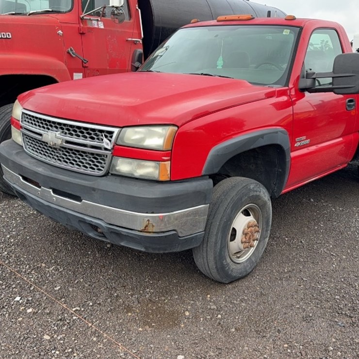 2005 CHEVROLET 3500