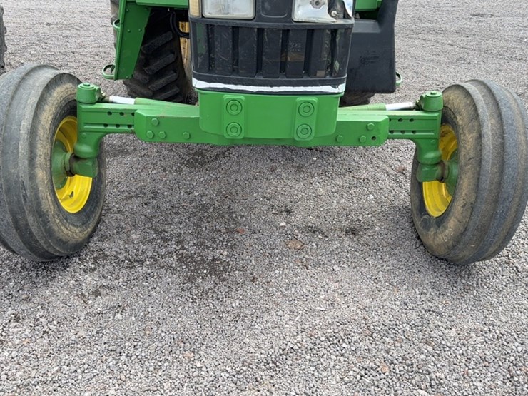 john-deere-6400-image-4