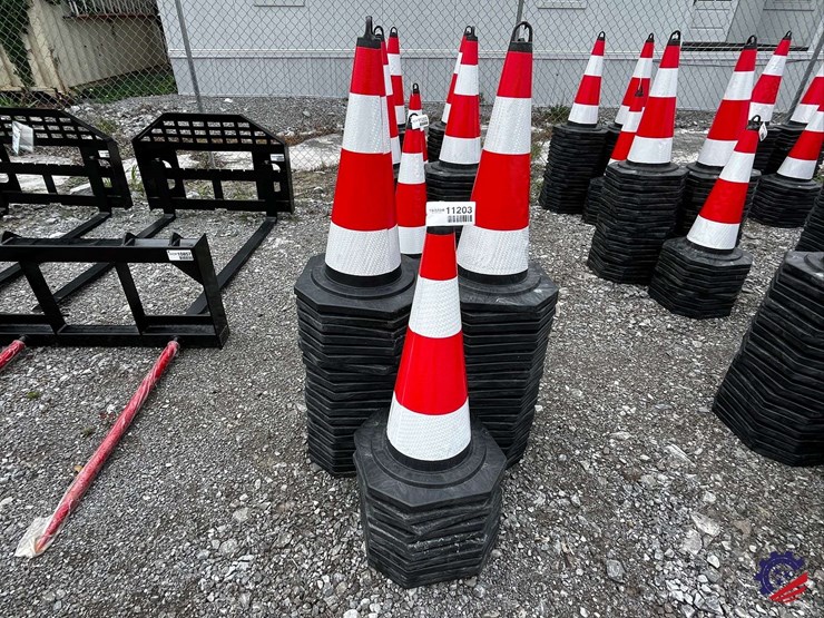 unused-2026-ce-irstc-safety-traffic-cones-image-2