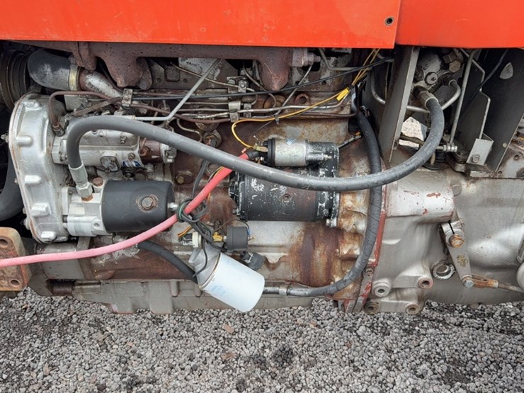 massey-ferguson-285-image-13