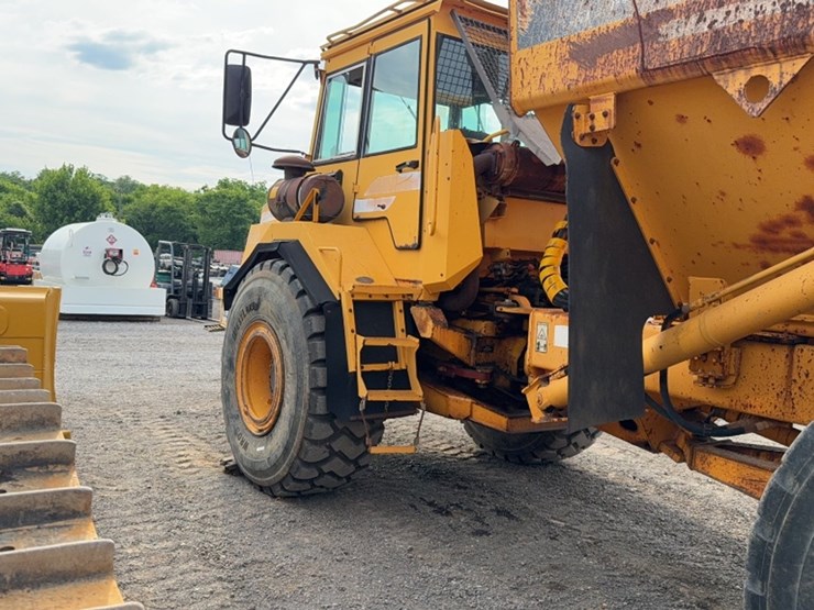volvo-a25c-image-10