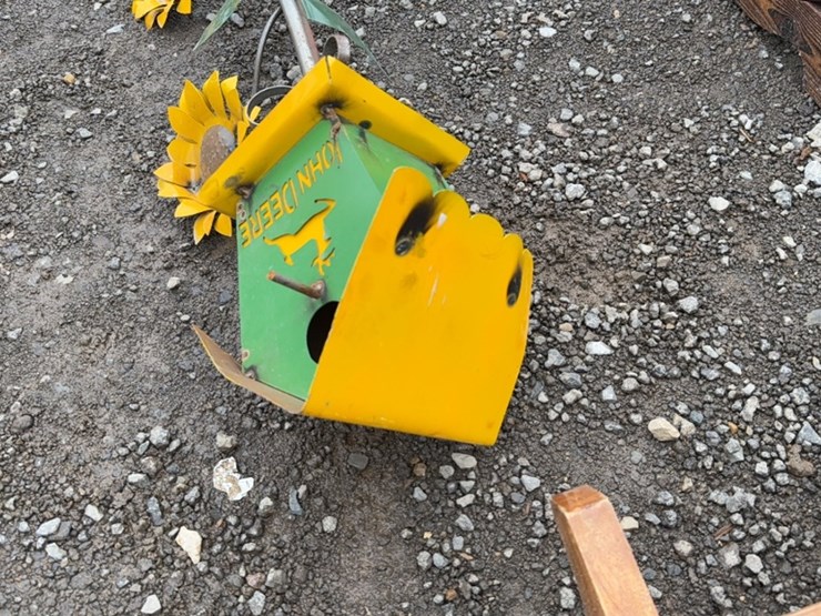 #6066-•-metal-john-deere-bird-houses-image-3