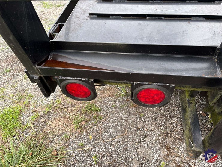 1995-cherokee-t/a-step-deck-equipment-trailer-image-33