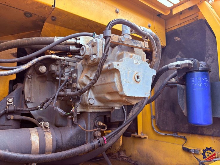 2014-komatsu-pc360-lc-10-image-72