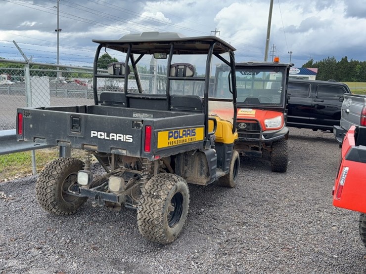 #3083-•-polaris-professional-utv-image-5