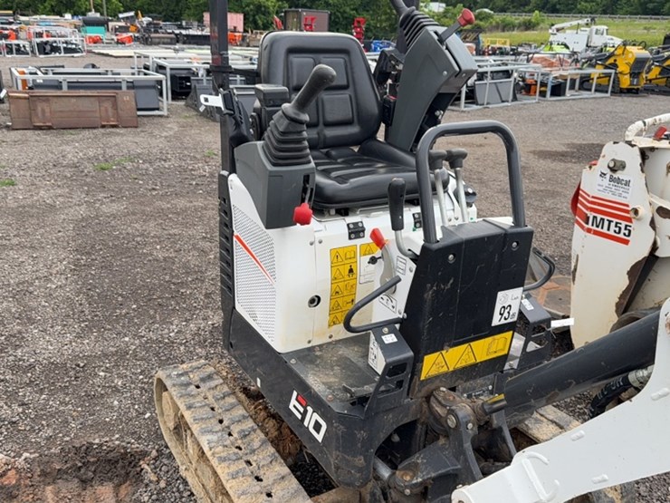 2023-bobcat-e10-image-6