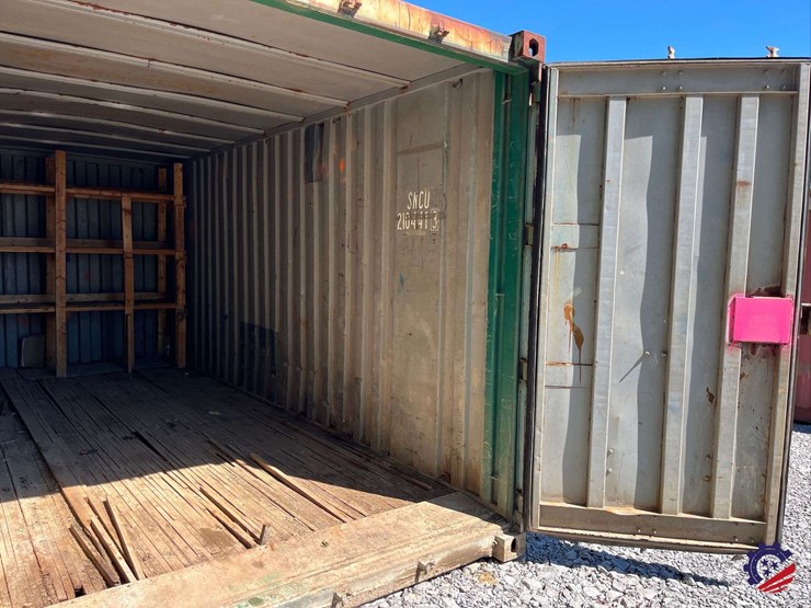 used-20’-storage-container-image-16