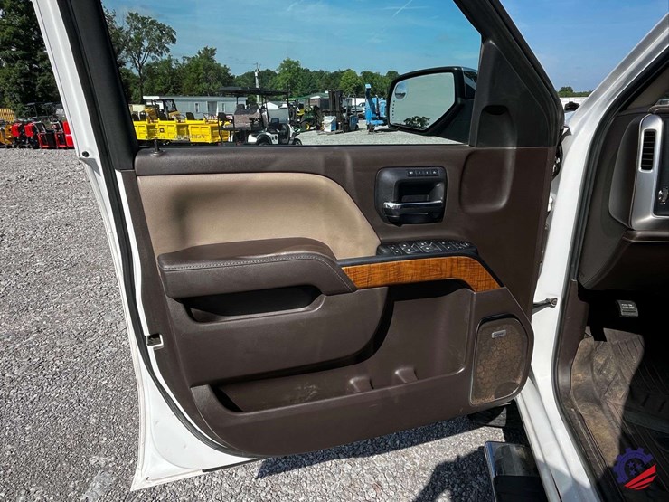 2018-gmc-sierra-z71-slt-truck-image-78