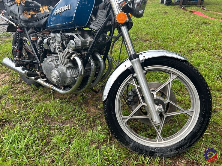 2008-suzuki-gs550e-motorcycle-image-15