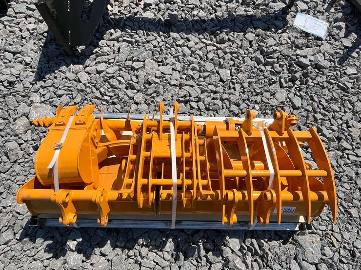 unused-2026-future-qty-(8)-cat-301-excavator-attachment-image-13