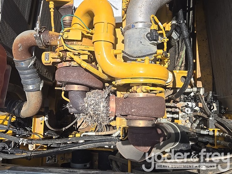 2023-deere-260e-image-37
