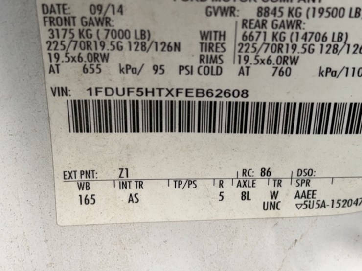 2015-ford-f550-image-19