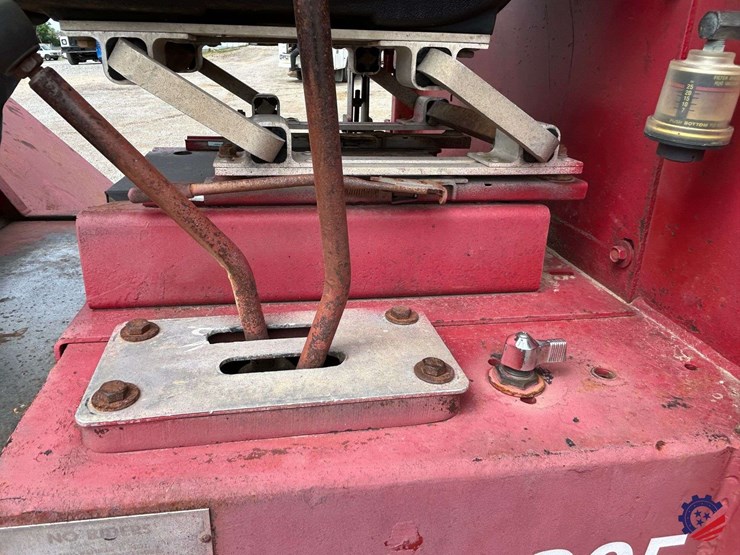 1984-taylor-180s-diesel-forklift-image-62