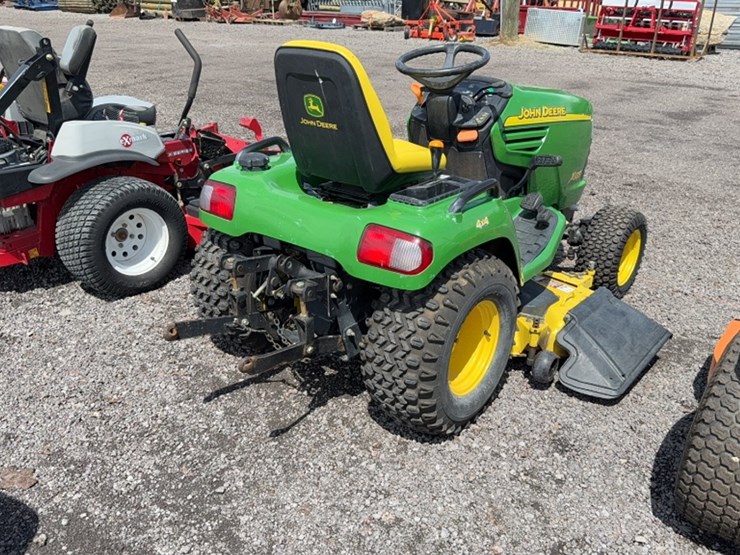john-deere-x585-image-6