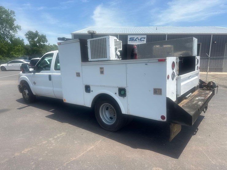 2015-ford-f350-image-10