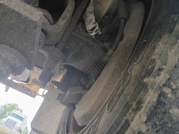 2011-ford-f550-image-92