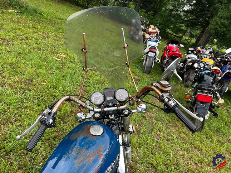 2008-suzuki-gs550e-motorcycle-image-17