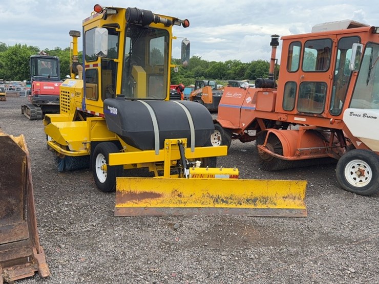 john-deere-608-image-3